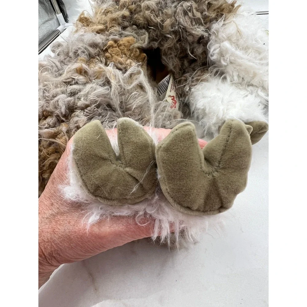 Folkmanis Alpaca Hand Puppet Plush White Brown Shaggy Faux Fur Realistic 2953
